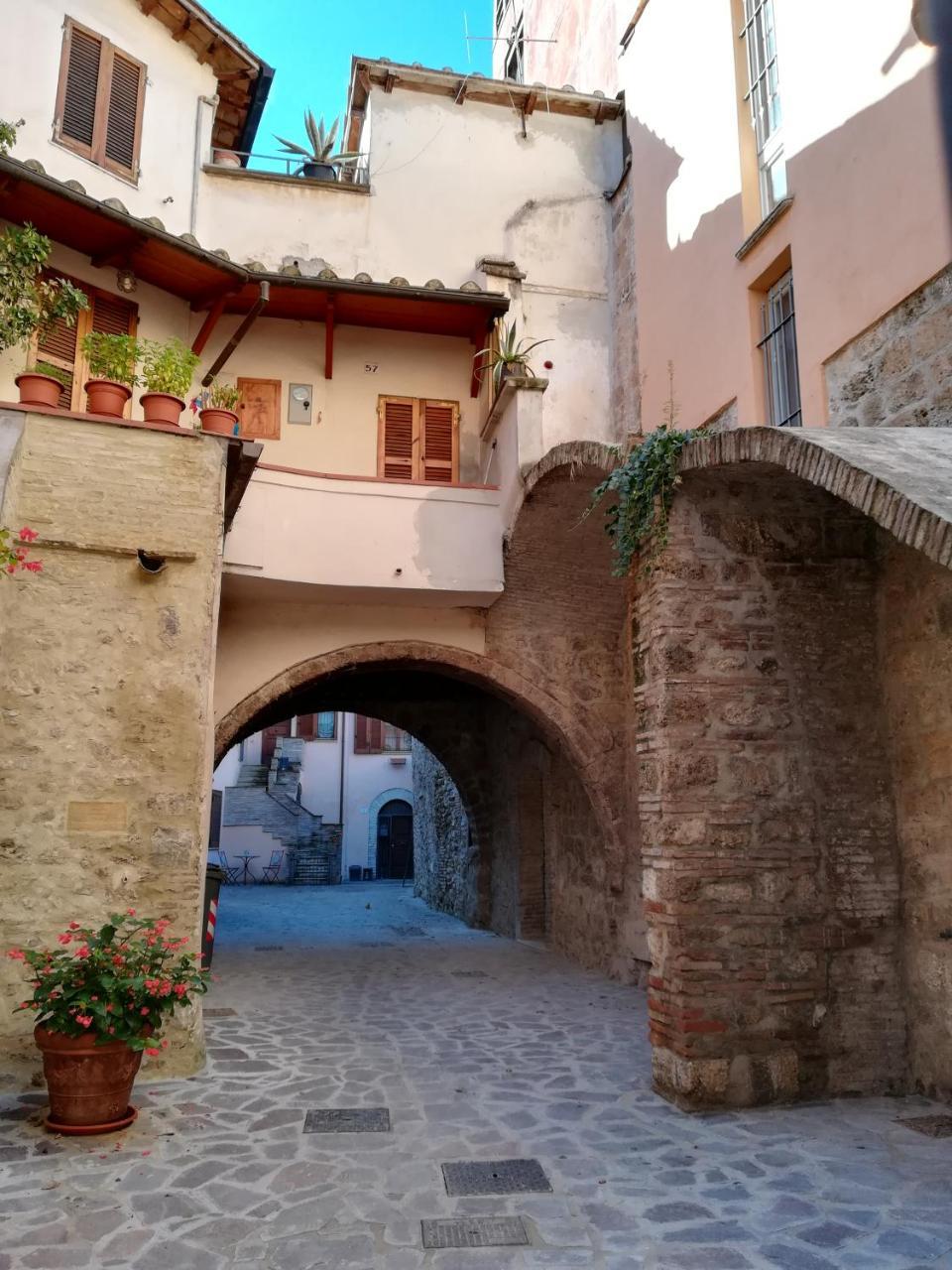 Appartamento Terni Centro Kültér fotó